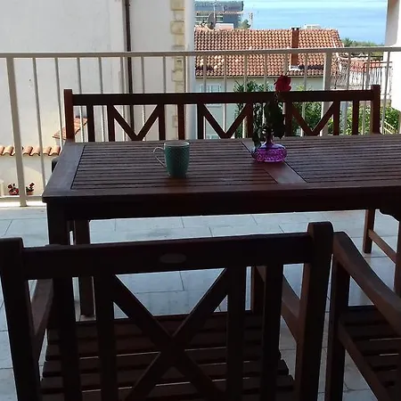 Apartment Luka